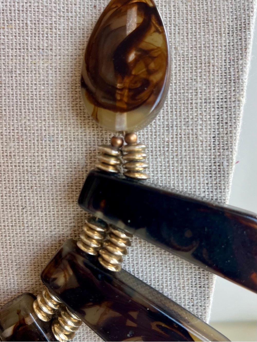 Tortoise Shell Image Statement Choker - Picture 7 of 16